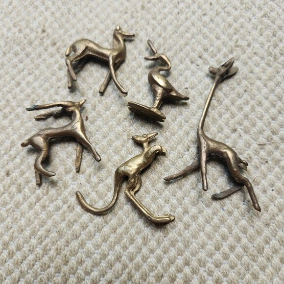 Lot 5 Vintage Brass Figurines Miniature Mini Figures Folk Art Giraffe Kangaroo - Picture 1 of 8